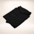 Gefalteter Club Juliet Bio Hoodie in Schwarz mit goldfarbenem J