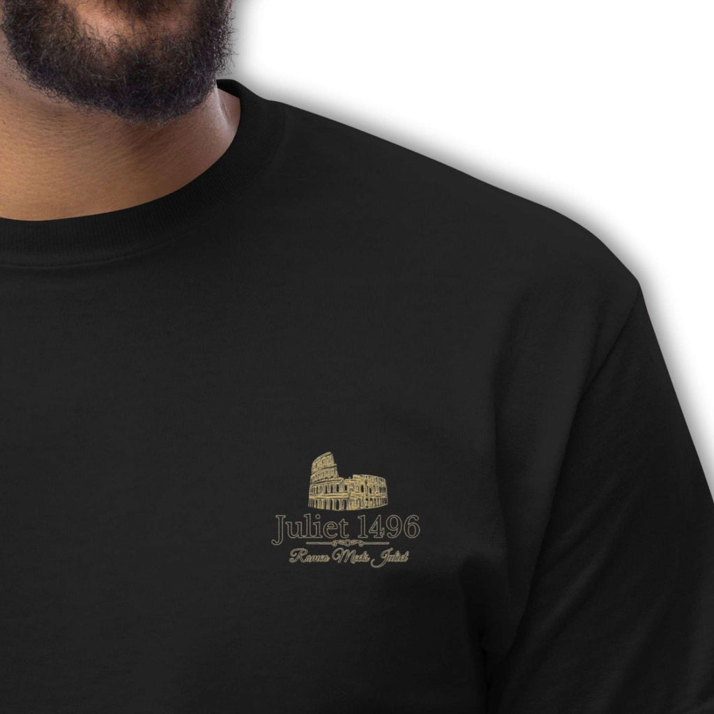 Colosseo Logo Tee in Schwarz mit kleinem Kolosseum-Logo auf der Brust