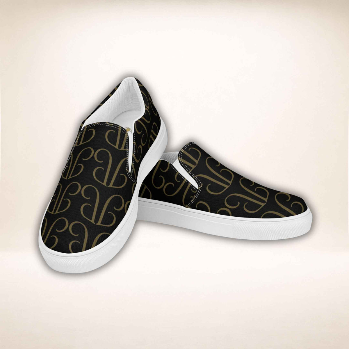 Monogram Luxe Slipper für ultimativen Komfort und Stil - Juliet 1496